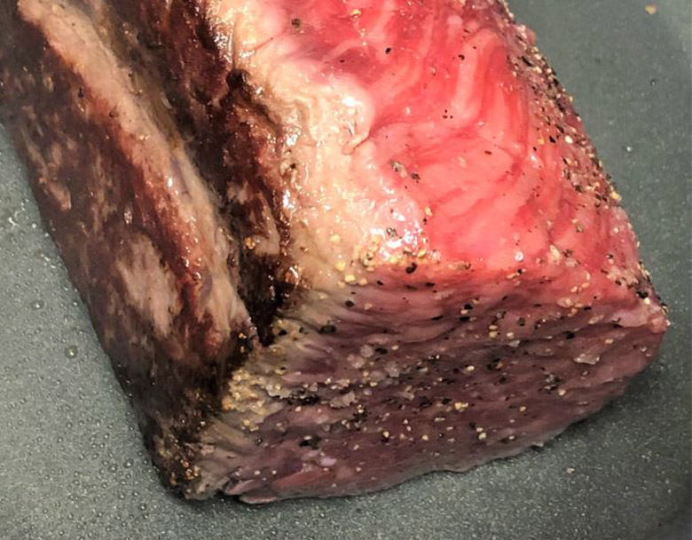 肉仕入れ担当 田中です