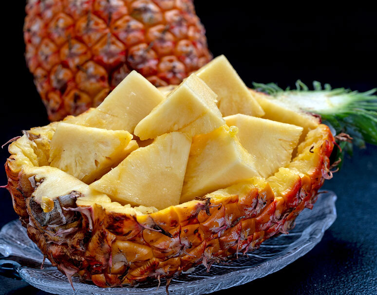 玉城忠雄氏の希少パイン タダオゴールド 沖縄県産パインアップル 1玉 約1 2kg 冷蔵 豊洲市場ドットコム