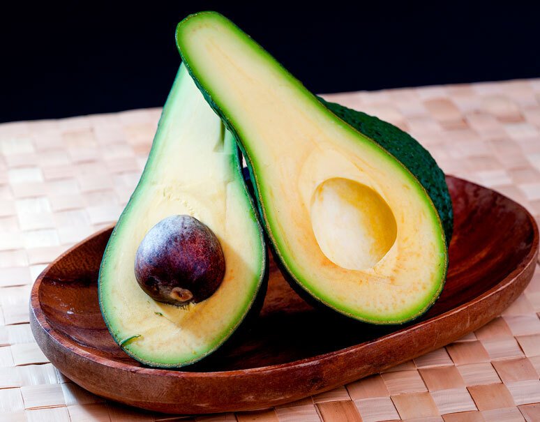 つなぎ南興farm 完熟アボカド ピンカートン種 計800g前後 2玉入り 熊本県津奈木町産 豊洲市場ドットコム