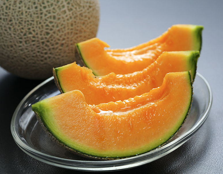 くまもんノベルティ付き 熊本メロンセット 肥後グリーン クインシーメロン各1玉 約1kg 2 簡易包装 常温 豊洲市場ドットコム